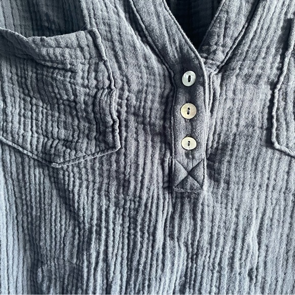 Mote Notch Neck Crepe Gauze Tunic Blouse - Picture 2 of 10